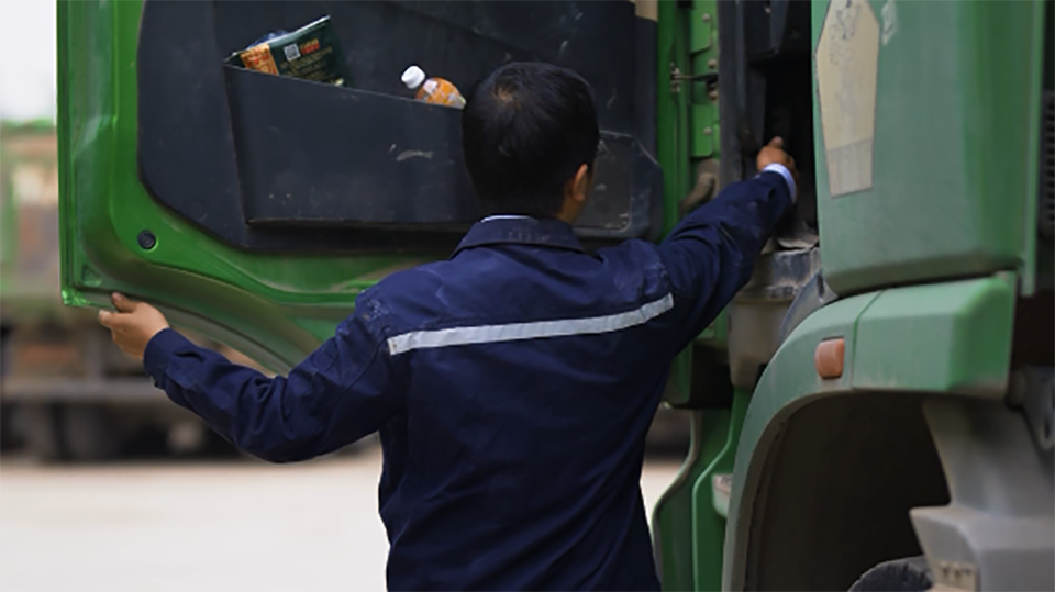 滿分服務(wù) | 宇通重卡，做時(shí)代的回饋者