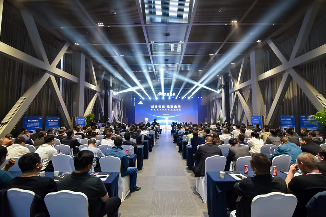 實力見證 | 多款新品首發，宇通重卡春季新品發布會隆重舉行