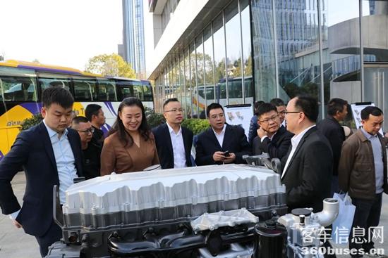 宇通+玉柴攜手助力中國旅游客運山河萬里行