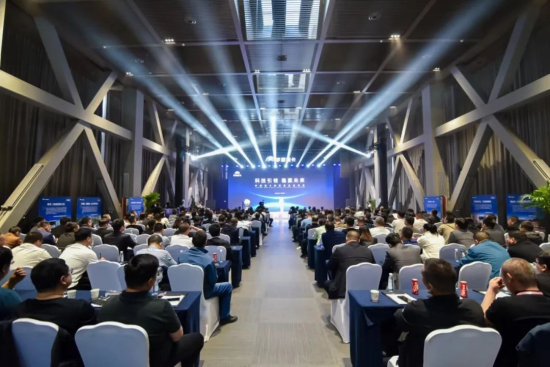 實(shí)力見證 | 多款新品首發(fā)，宇通重卡春季新品發(fā)布會(huì)隆重舉行