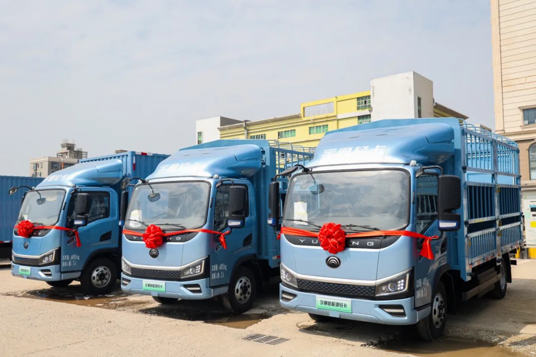 多面開花，多項突破！宇通3月批量大單火熱交付多地