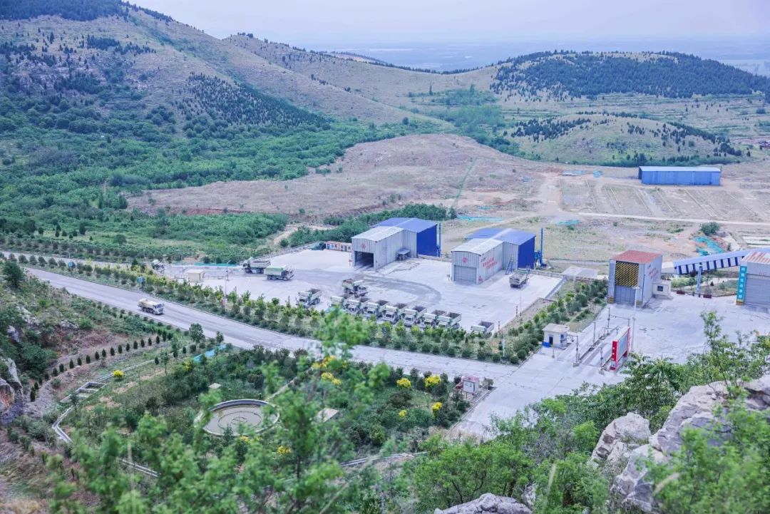 又一里程碑!宇通礦卡助力平陰山水石灰?guī)r礦實(shí)現(xiàn)全礦無人運(yùn)營! 圖片