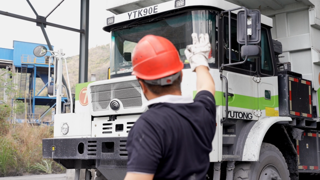 老友記 | 中國(guó)首批使用新能源礦卡的“先行者”，如今怎么樣了？