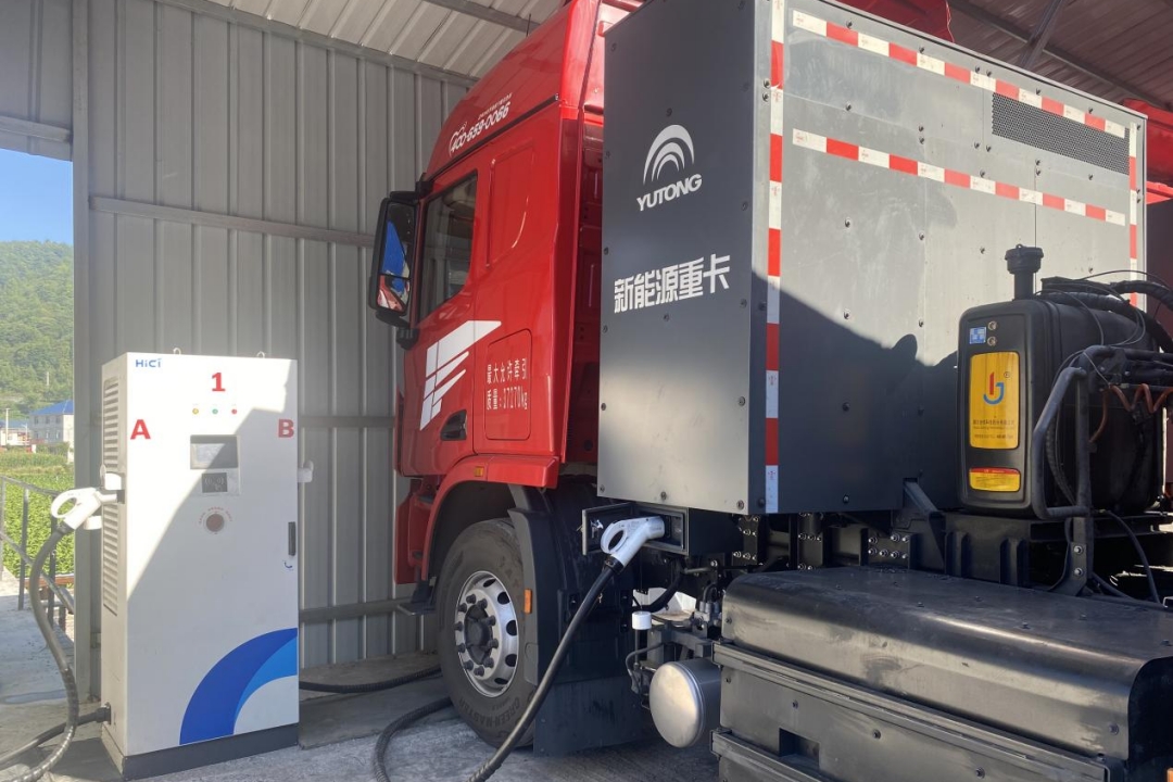 愛“電”有理，一輛宇通純電牽引車每年節約30多萬元