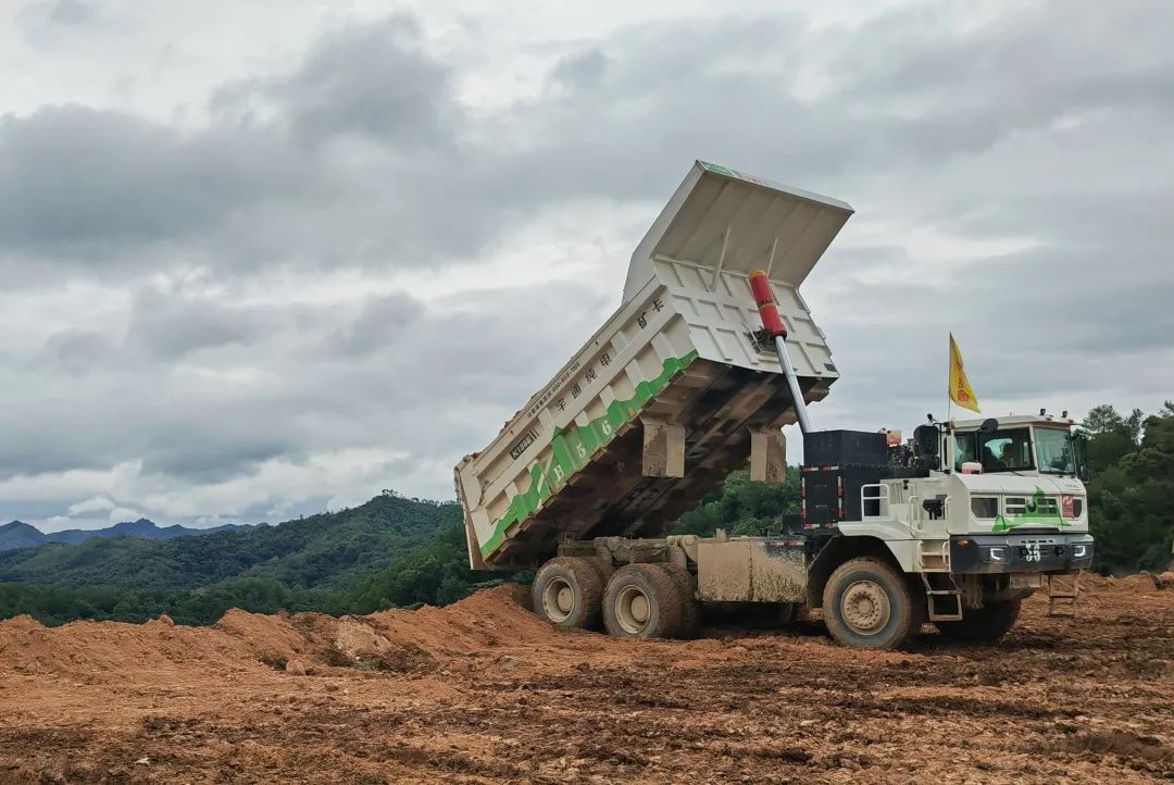 純電礦卡開著怎么樣？司機最有發言權