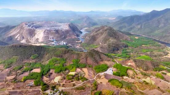 宇通行業(yè)觀察 | 從技術(shù)驗(yàn)證到價(jià)值共創(chuàng),礦山轉(zhuǎn)型邁入“場(chǎng)景深耕”新階段 宇通行業(yè)觀察 | 從技術(shù)驗(yàn)證到價(jià)值共創(chuàng),礦山轉(zhuǎn)型邁入“場(chǎng)景深耕”新階段